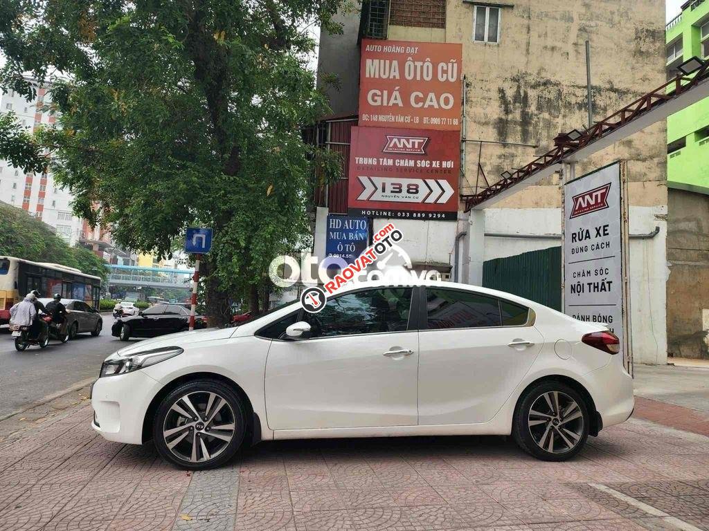 kia cerato 1.6AT-10