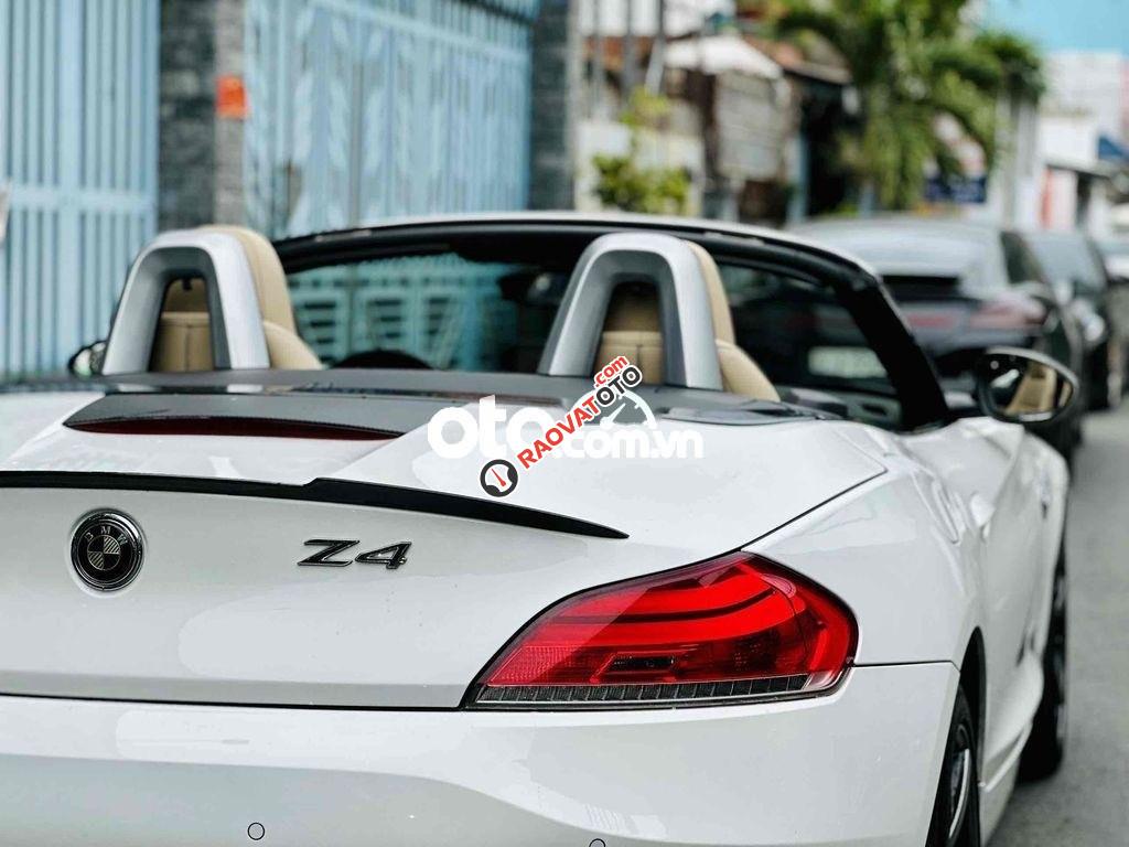 BMW z4 convertible 2 chổ màu trắng model 2011-5