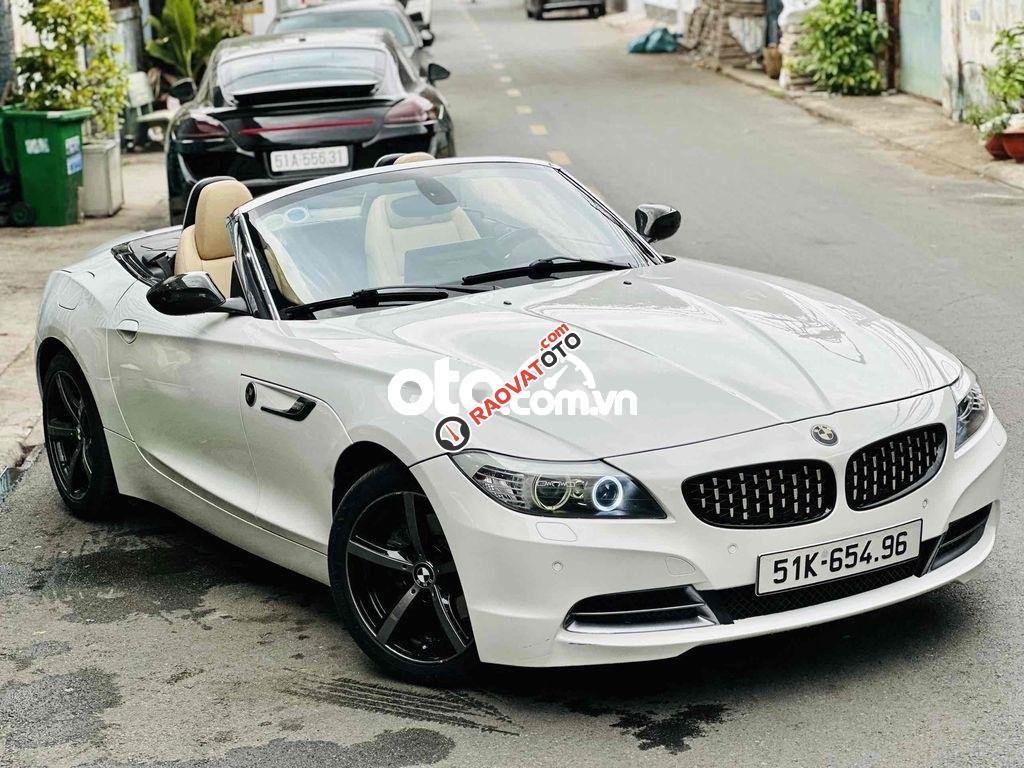 BMW z4 convertible 2 chổ màu trắng model 2011-2