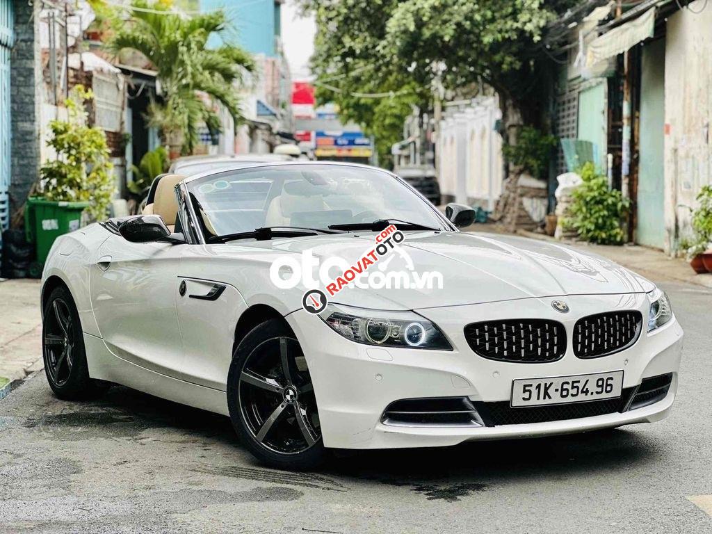 BMW z4 convertible 2 chổ màu trắng model 2011-0