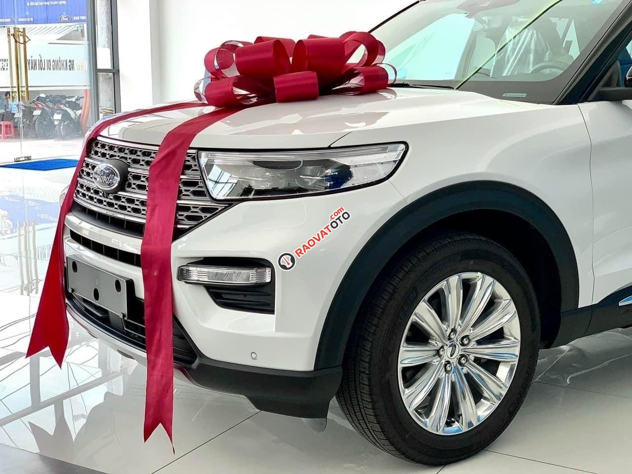 Liên hệ Hotline để biết giá lăn bánh rẻ siêu shock-1