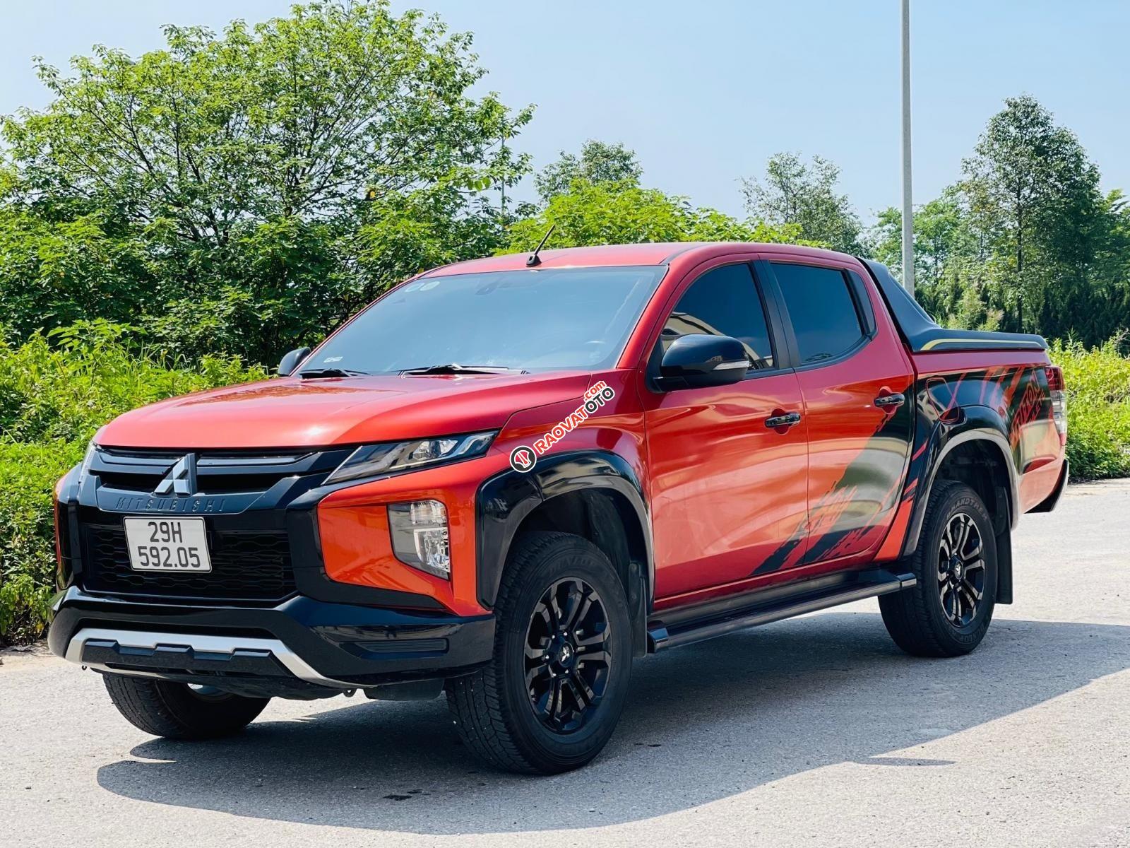 Xe chạy chuẩn 3 vạn km-1