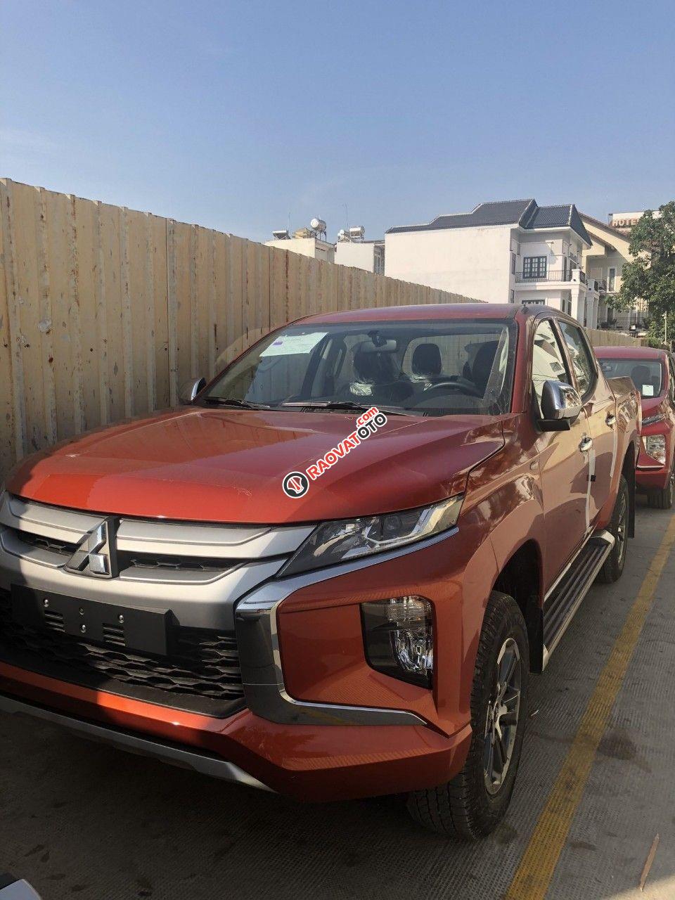 Hỗ trợ 100% thuế trước bạ, tặng quà tặng theo xe đầy đủ-6