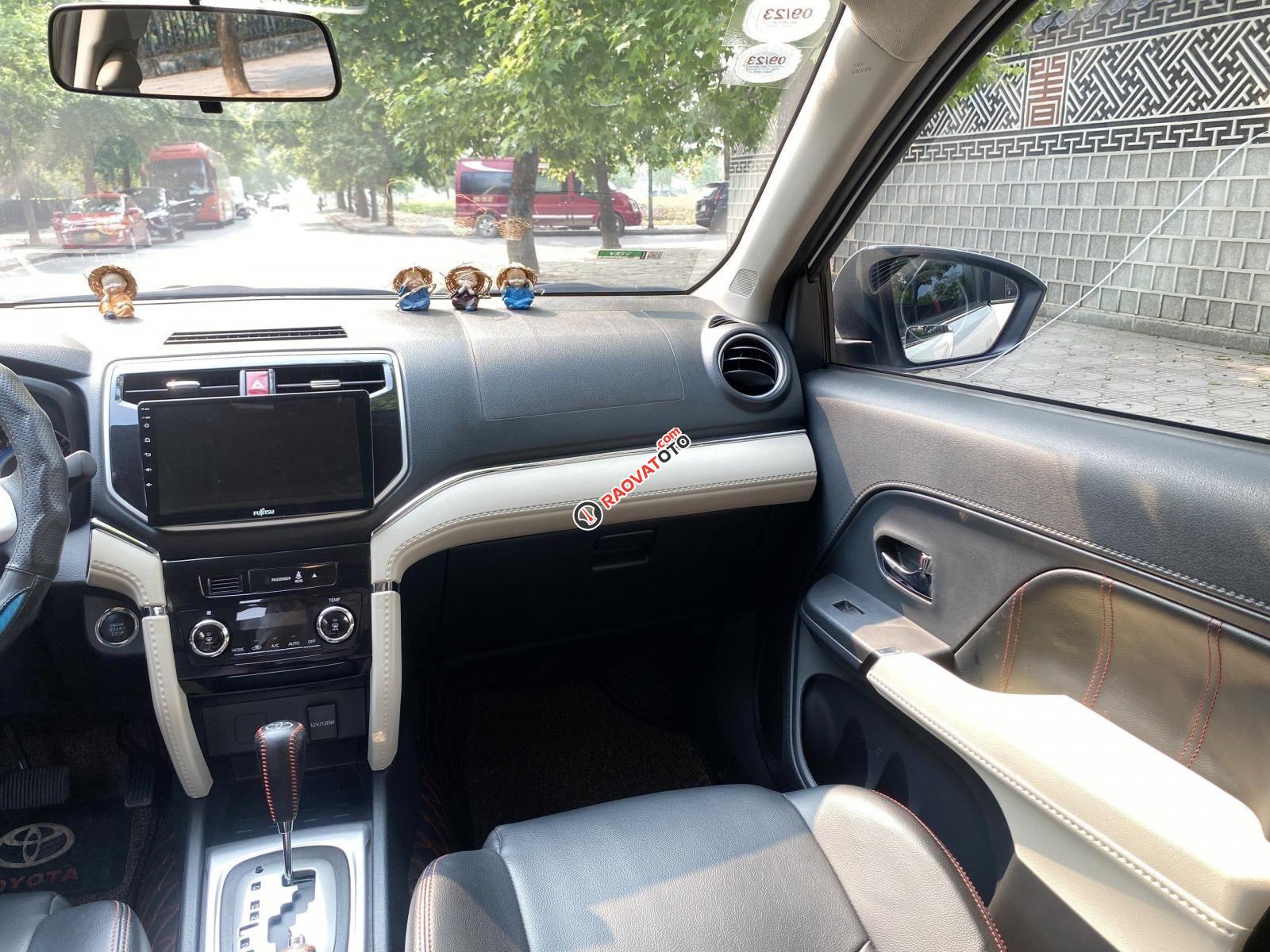 Màu trắng, giá 620tr-19