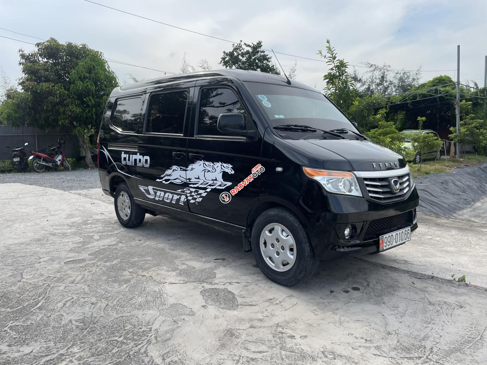 Tải 2 người, dưới 1 tấn hàng-1