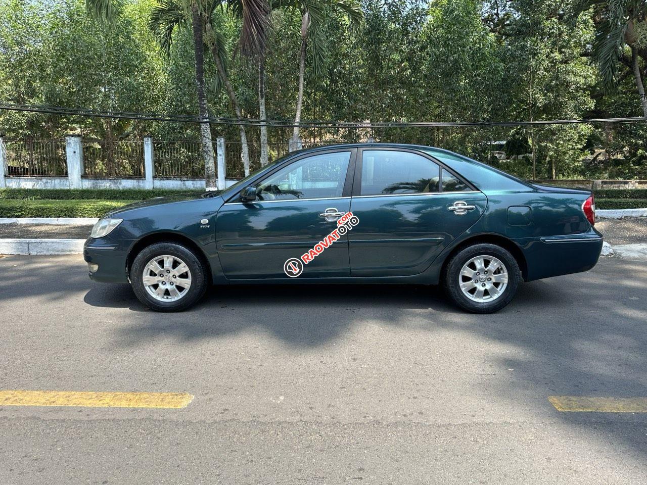 Màu xanh, xe nhập-3