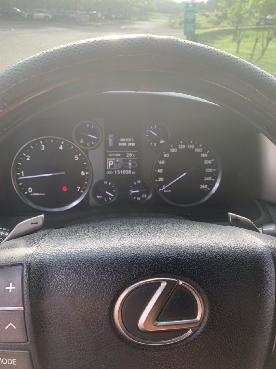 Bán Lexus LX570 năm 2015 full option xe nhập chính hãng-3