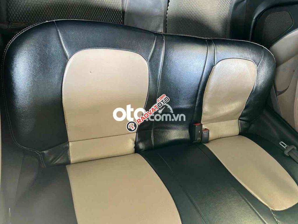 Bán i10 số sàn-3