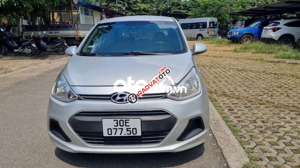 I10 1.2MT 2016 máy zin đầu đít zin ko khoan 215tr-0