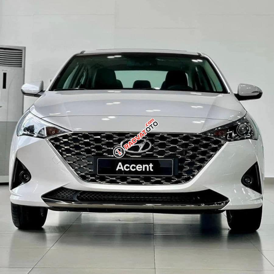 Hyundai Accent 2023 số tự động-3