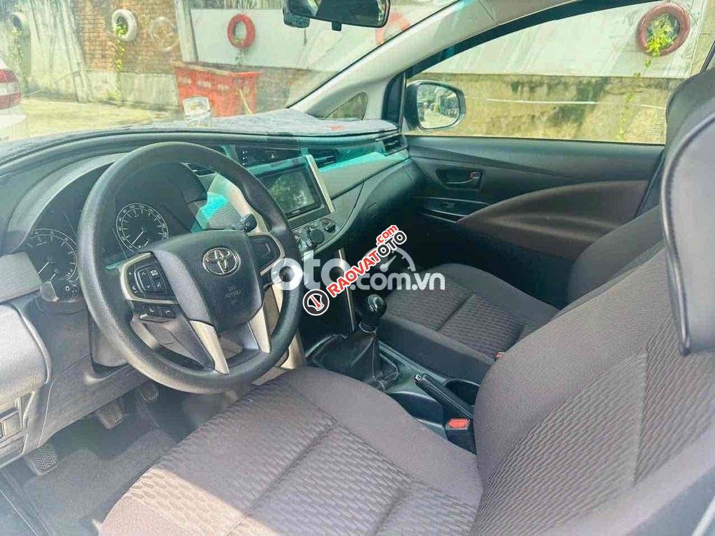 Toyota Innova 2021 2.0 E Gia Đình Siêu Lướt-6