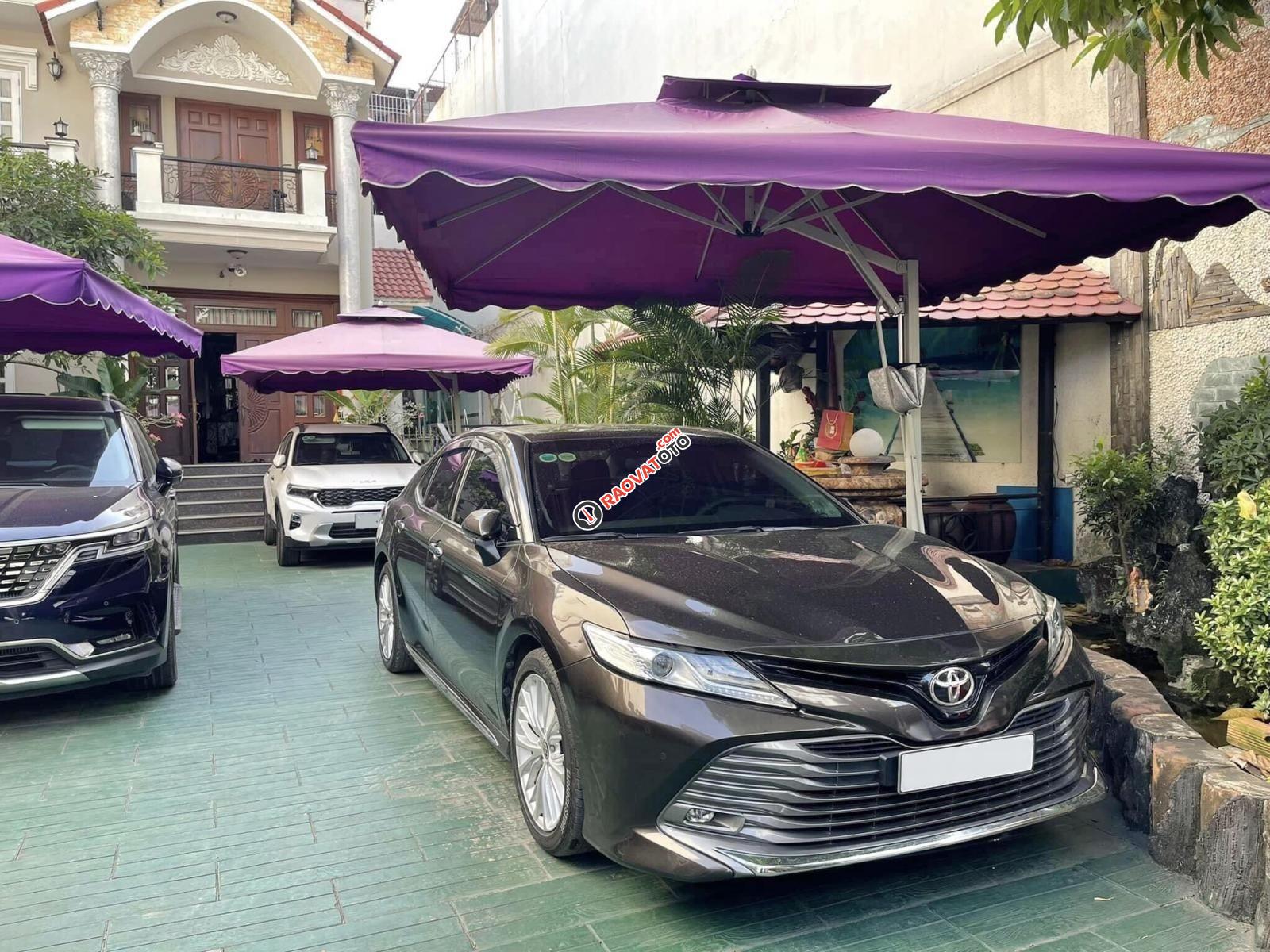 Toyota Camry 2.5Q nhập Thái 2019 odo 3 vạn km-0