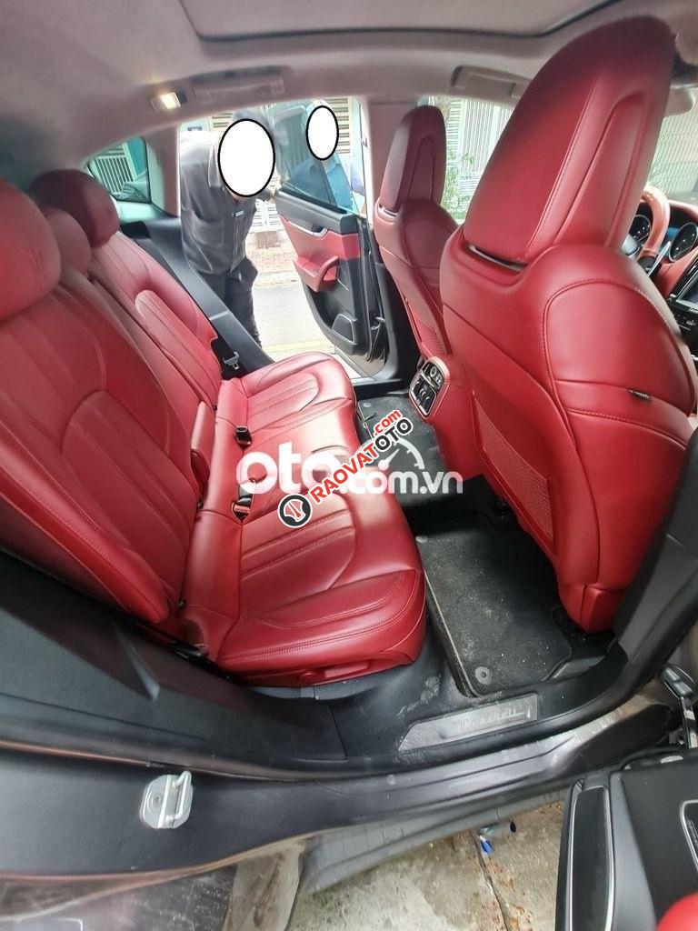 Bán xe Maserati Levante 2017 Xám (Giá cả TL)-3