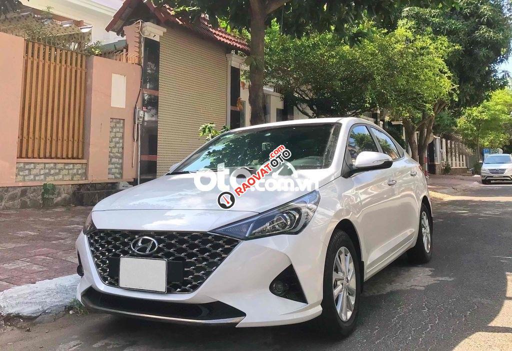 Do nhu cầu cần lên đời xe cao cấp nên em muốn pass-0