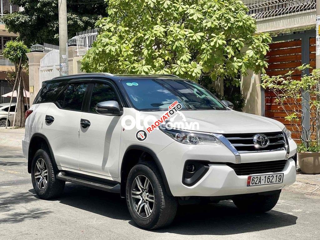TOYOTA FORTUNER 2.4G 2019 MT Zin 100%-1