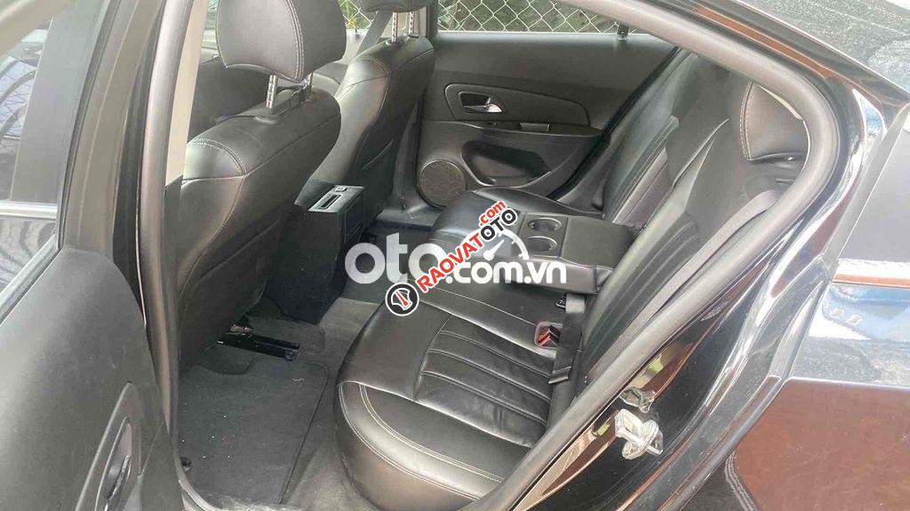 Cần bán Xe Chervolet Cruze LT 2017 mới chạy 42k km-5