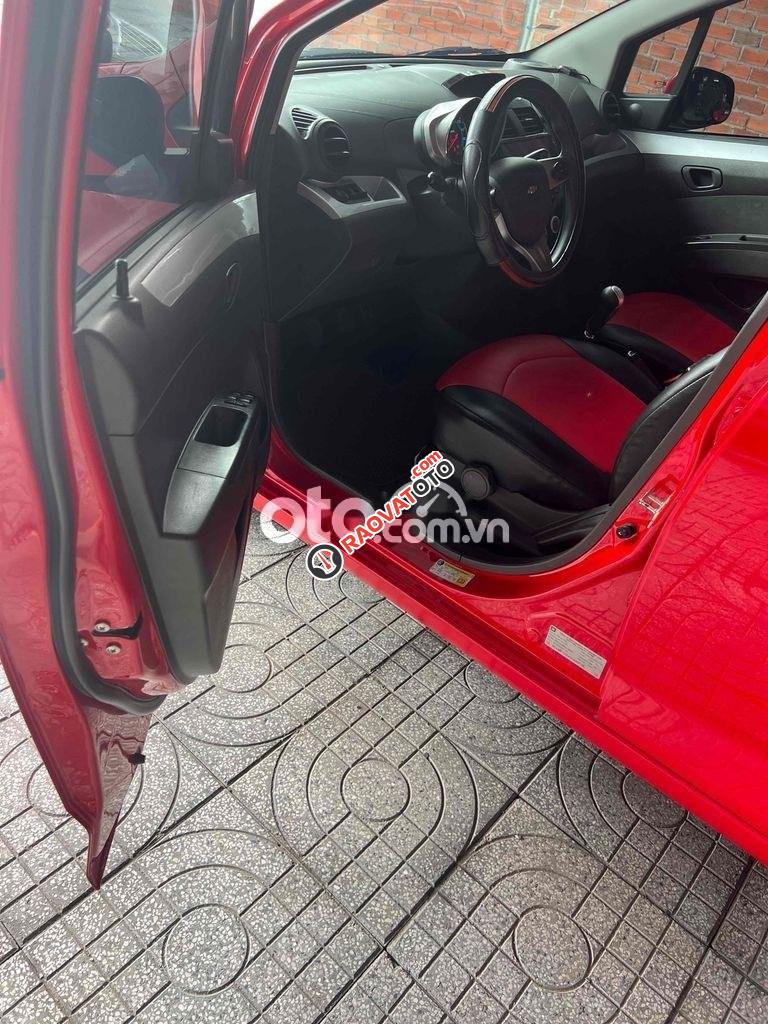 Bán xe Chevrolet Spask Van đỏ 2016 số sàn siêu mới-7