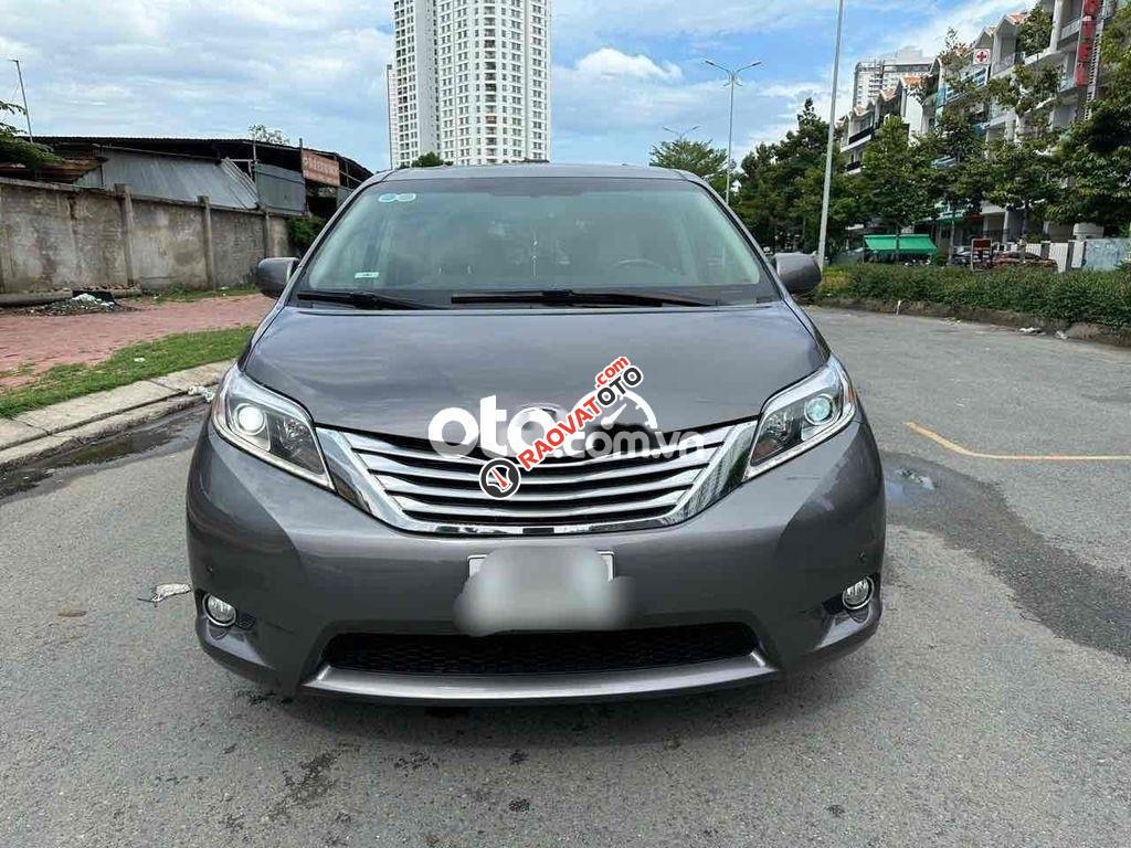 toyota sienna 3.5 limited-4