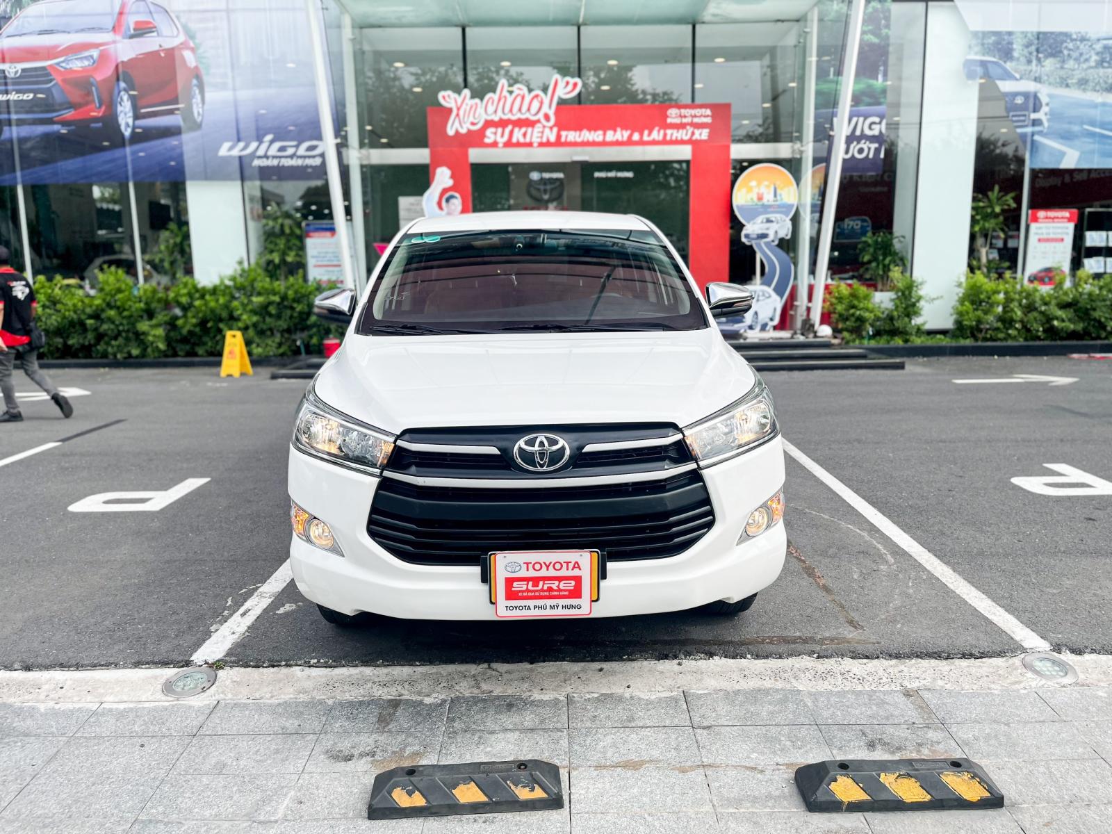 Toyota SURE Phú Mỹ Hưng vừa mới về thêm #Toyota #Innova E 2.0 2019-0