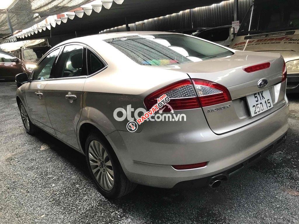 ford modeo at 209-3