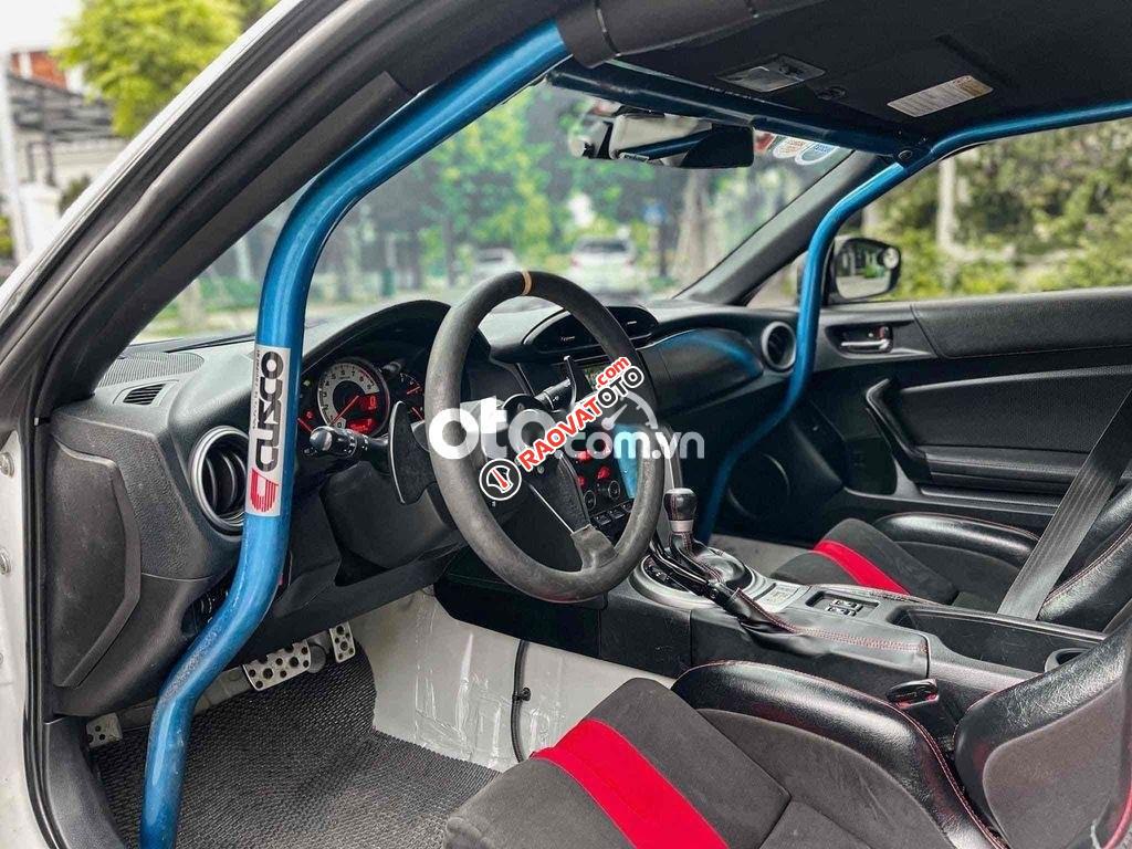 Bán toyota 86 sản xuất 2012-5