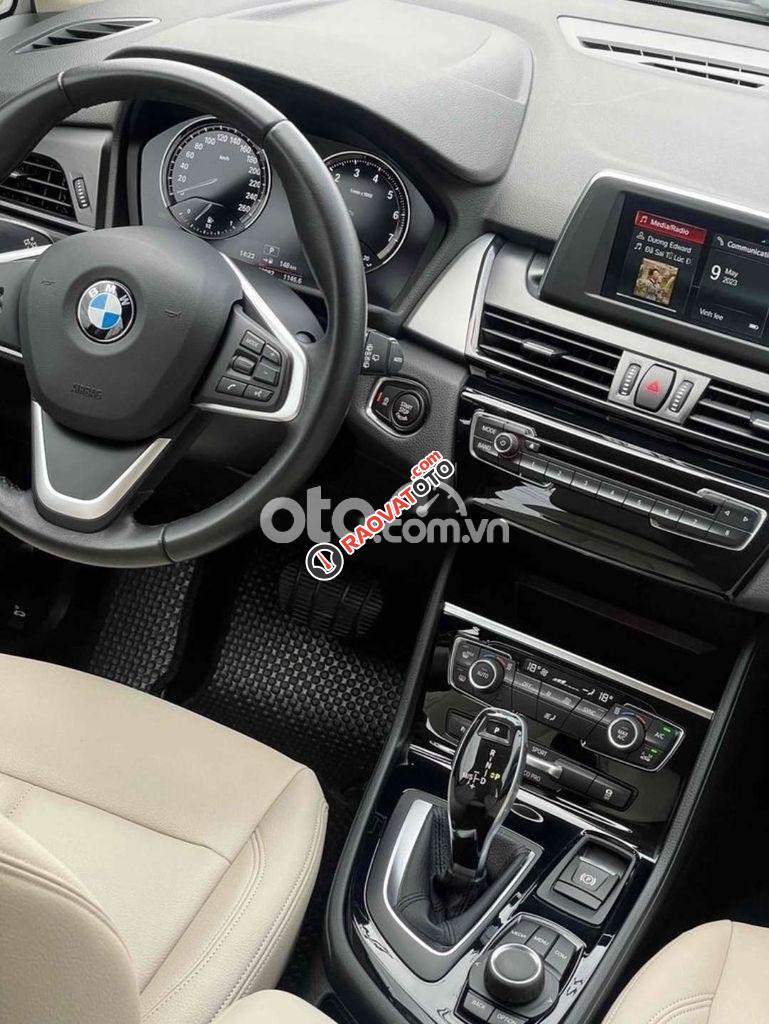 BMW 218 BẢN LCi đăng ký lần đầu năm 2021-4