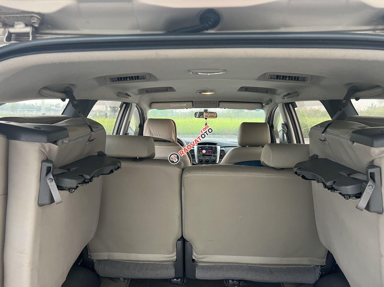 Xe gia đình chính chủ 1 chủ từ đầu - Keo chỉ zin 100%-11