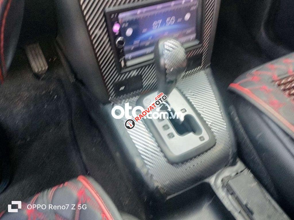 Nhà còn du chiếc xe, ko di,trum mền-8