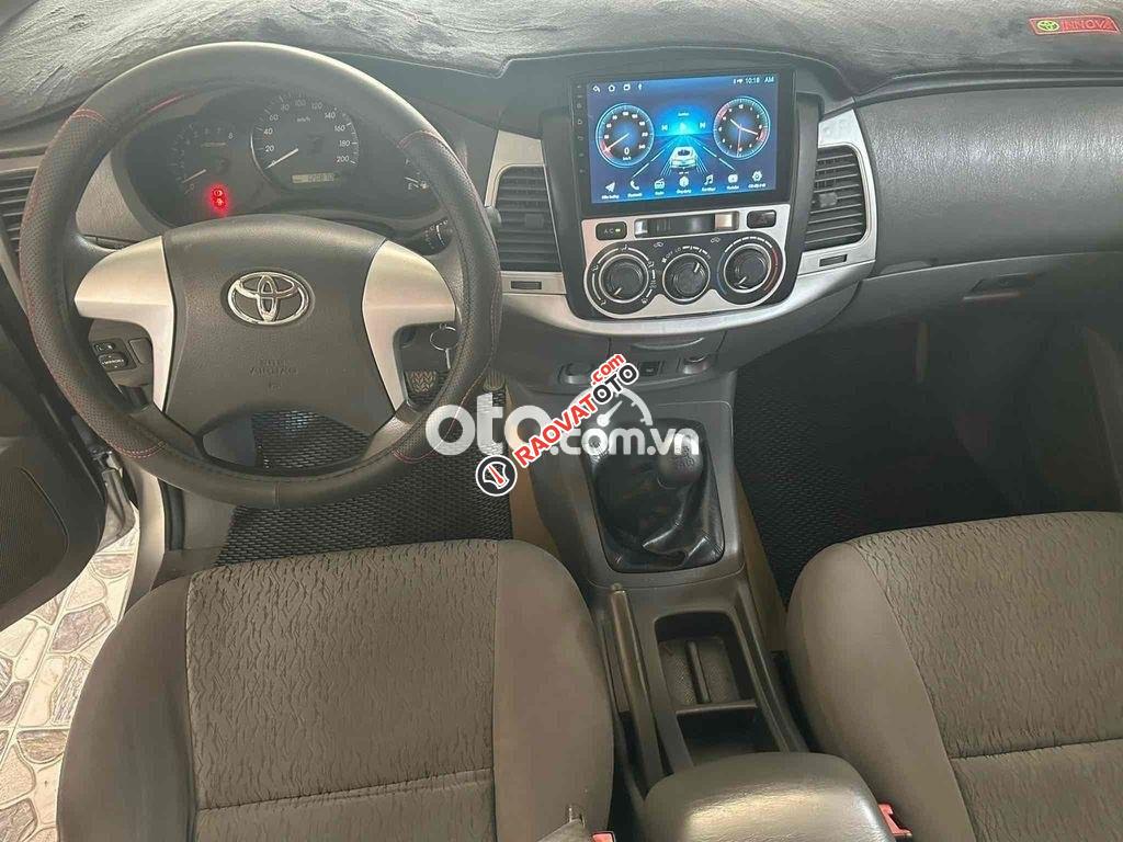 INNOVA 2012 XE GIA ĐÌNH GIÁ SIÊU MỀM-4