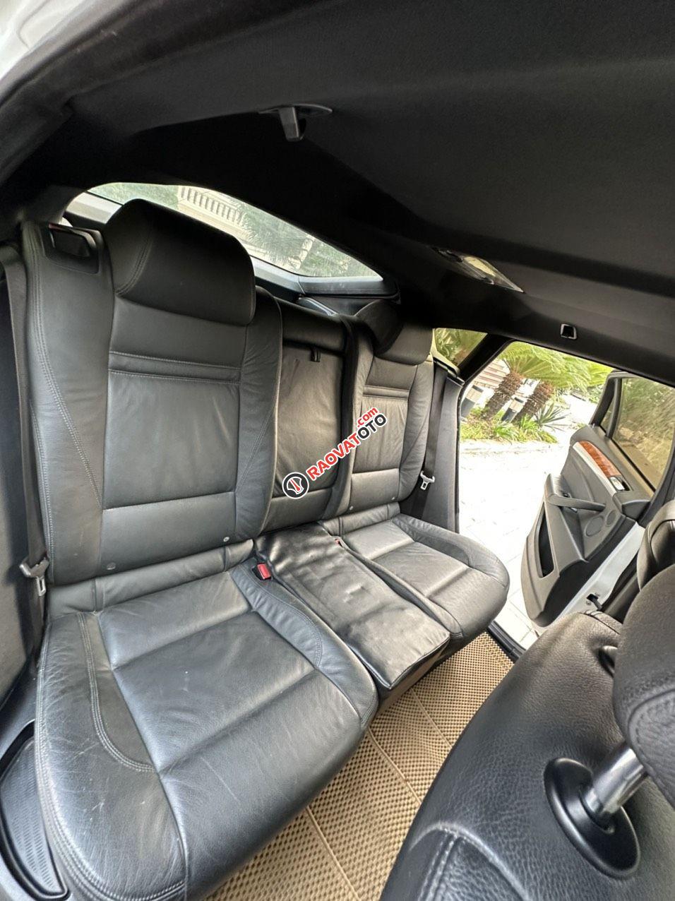 Thuộc top xe sang trọng đẳng cấp-17