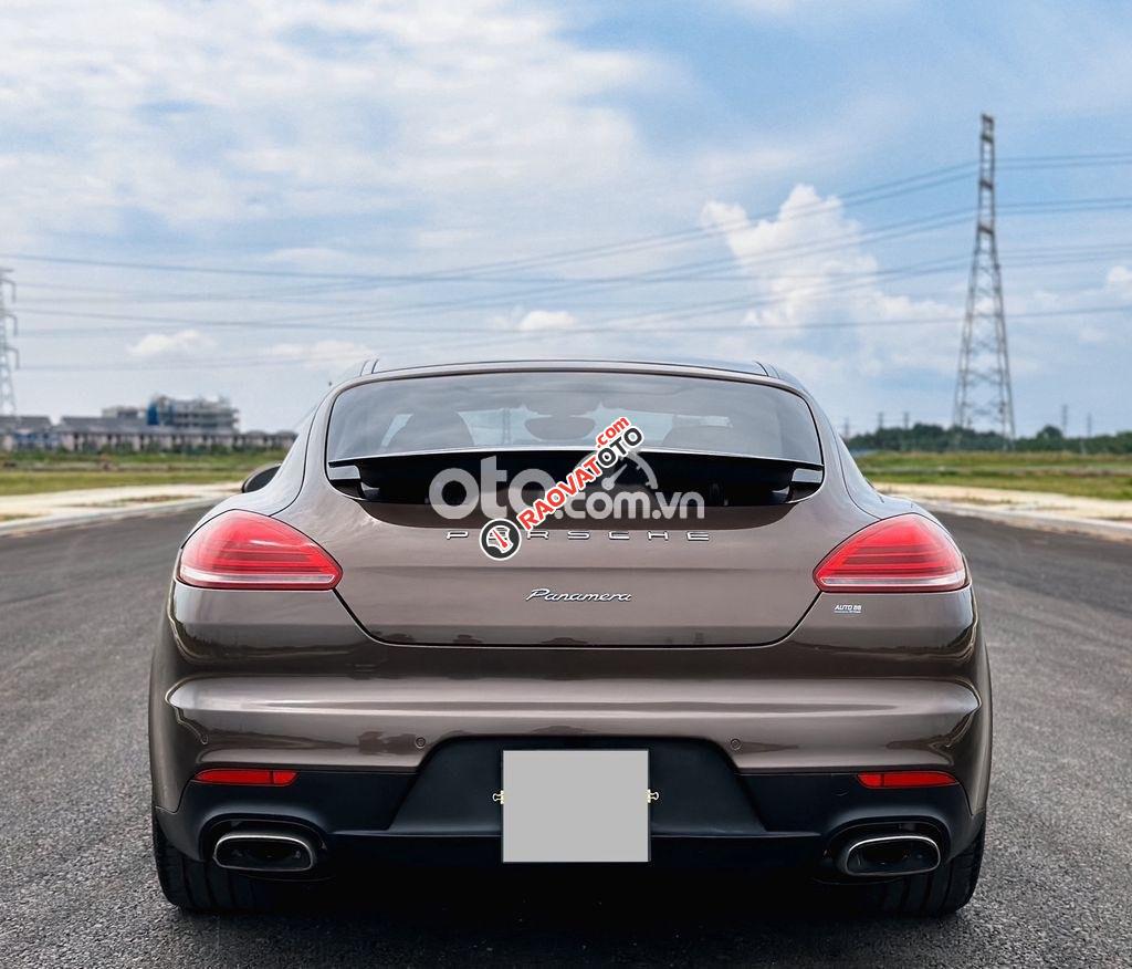 Porsche Panamera 2015 Full Option - Odo 3v2-11