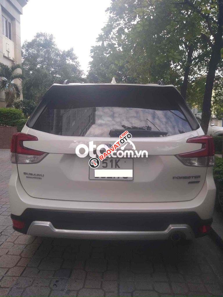 Bán xe ô tô Subaru 2021 trắng giá rẻ-0