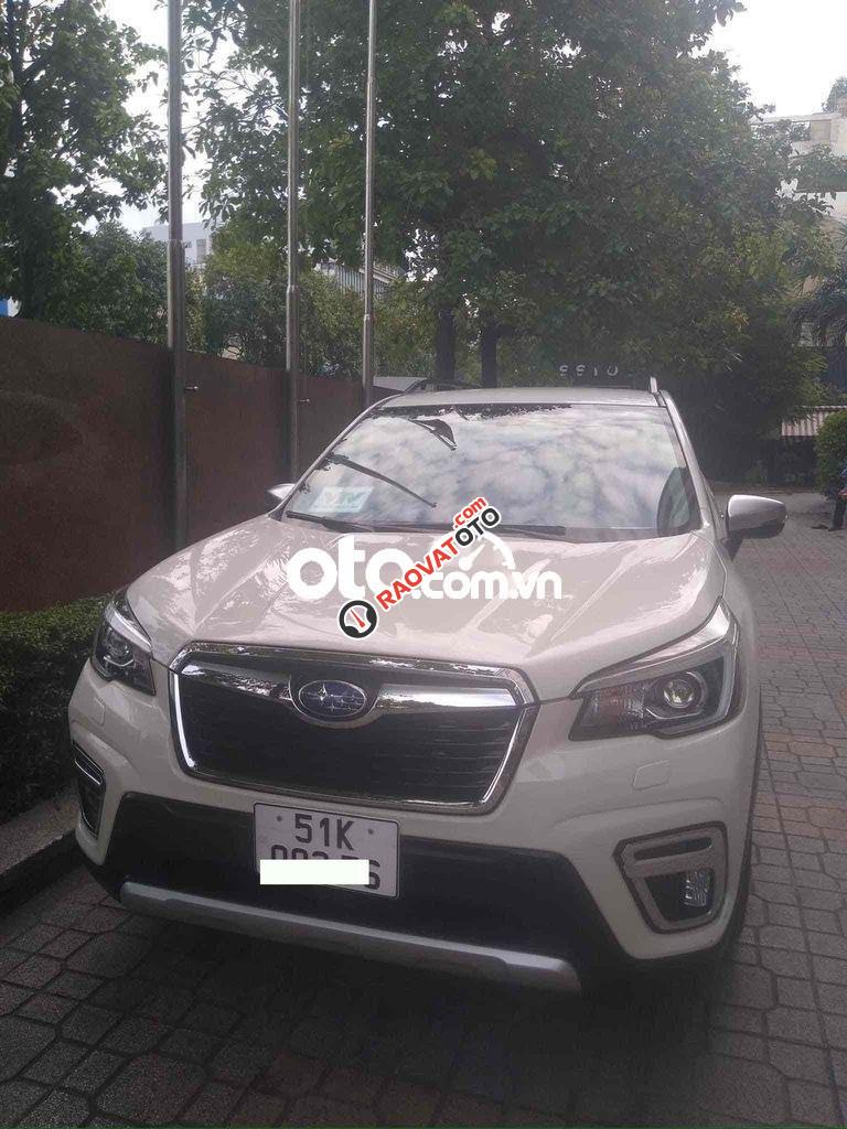 Bán xe ô tô Subaru 2021 trắng giá rẻ-1