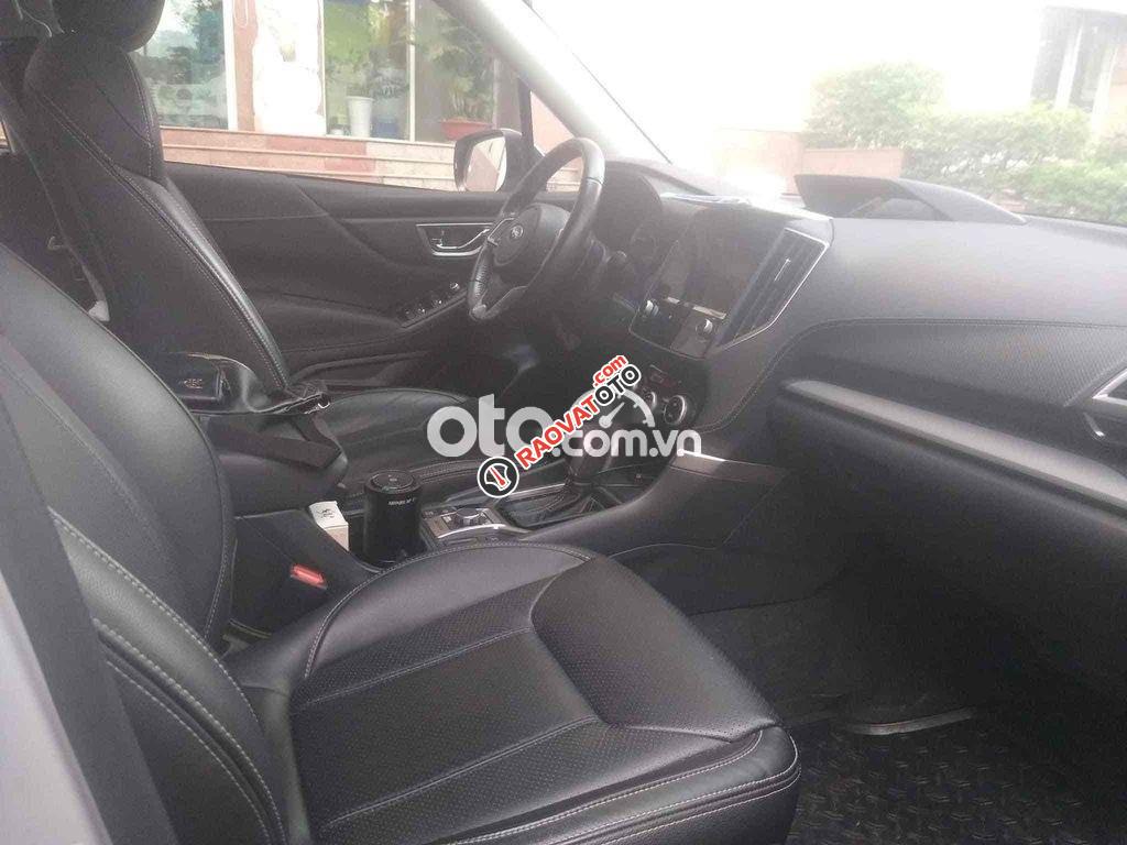 Bán xe ô tô Subaru 2021 trắng giá rẻ-4