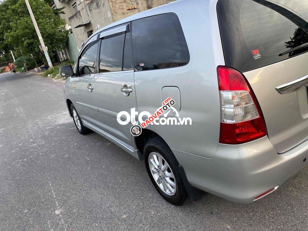 innova 2013 số tự động-3