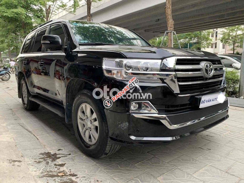 LAND CRUISER, 4.6VX 4x4 nhập Nhật sản xuất 2014-11