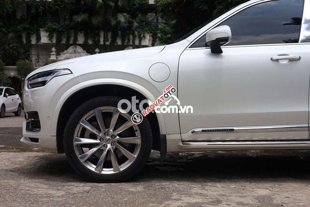 Trùm cuối nhà Volvo - XC90 Execellence-11