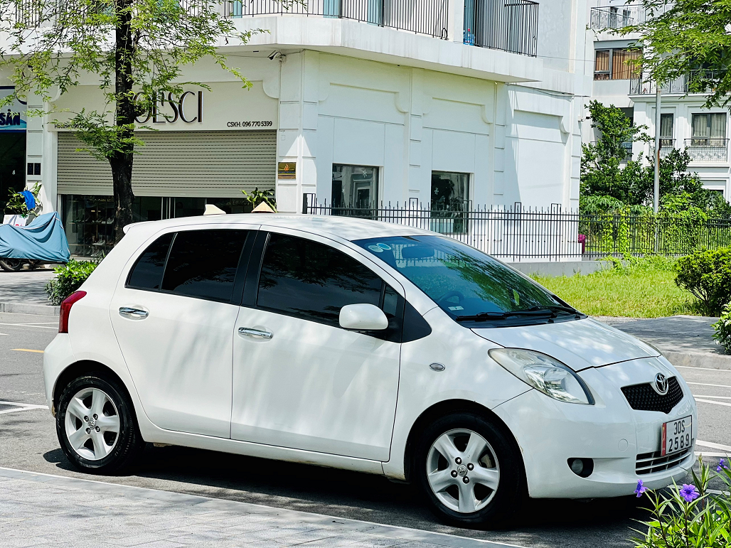 CẦN BÁN XE TOYOTA-YARIS 1.3AT SẢN XUẤT NĂM 2008 Ở ĐÔNG NGẠC BẮC TỪ LIÊM HÀ NỘI-3