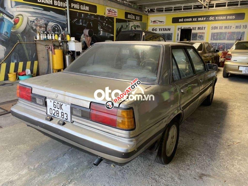 Toyota carina sản xuất năm 1987-2