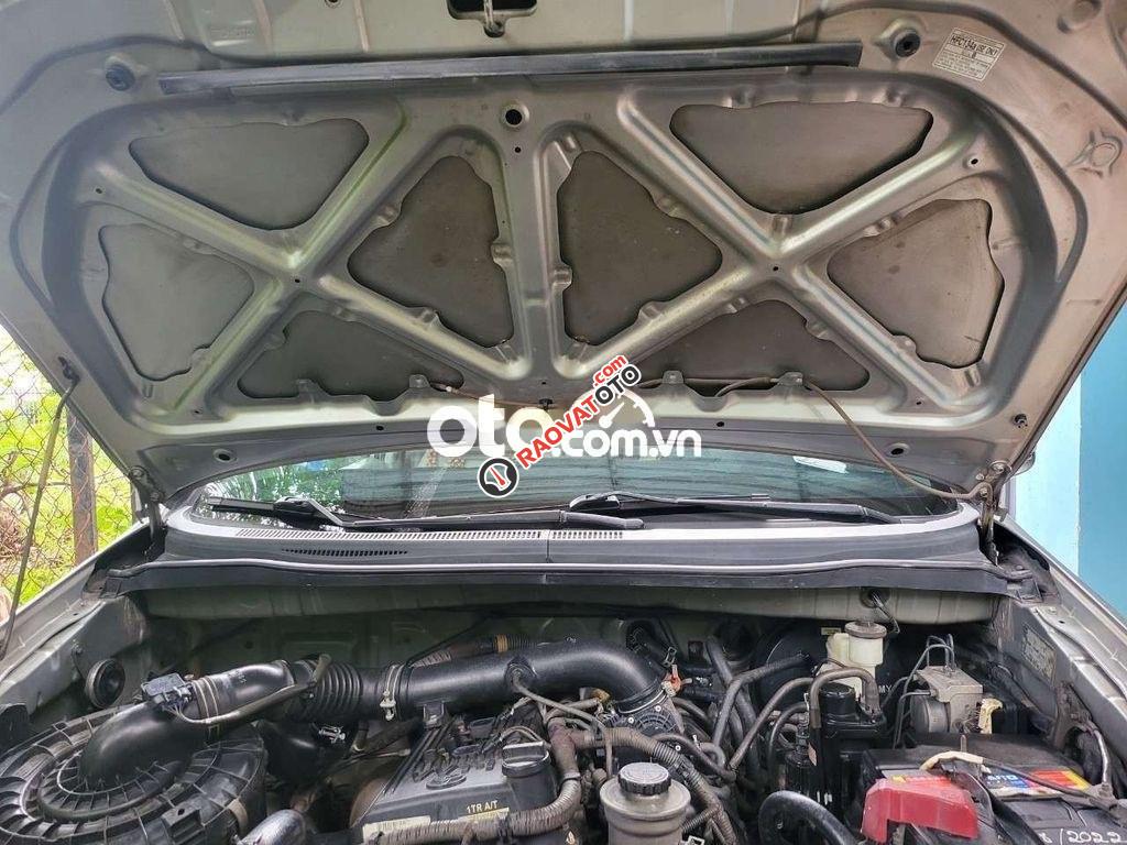 Innova G tự động-6