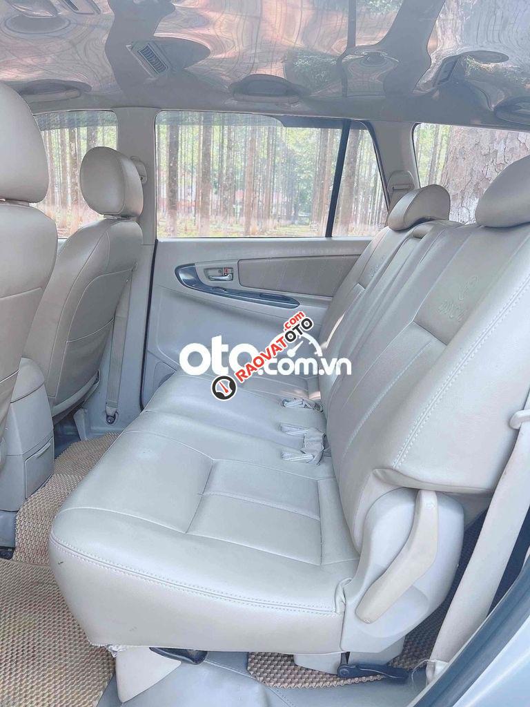 Toyota Inova 2013 E lăn bánh chuẩn 80ngàn km-8