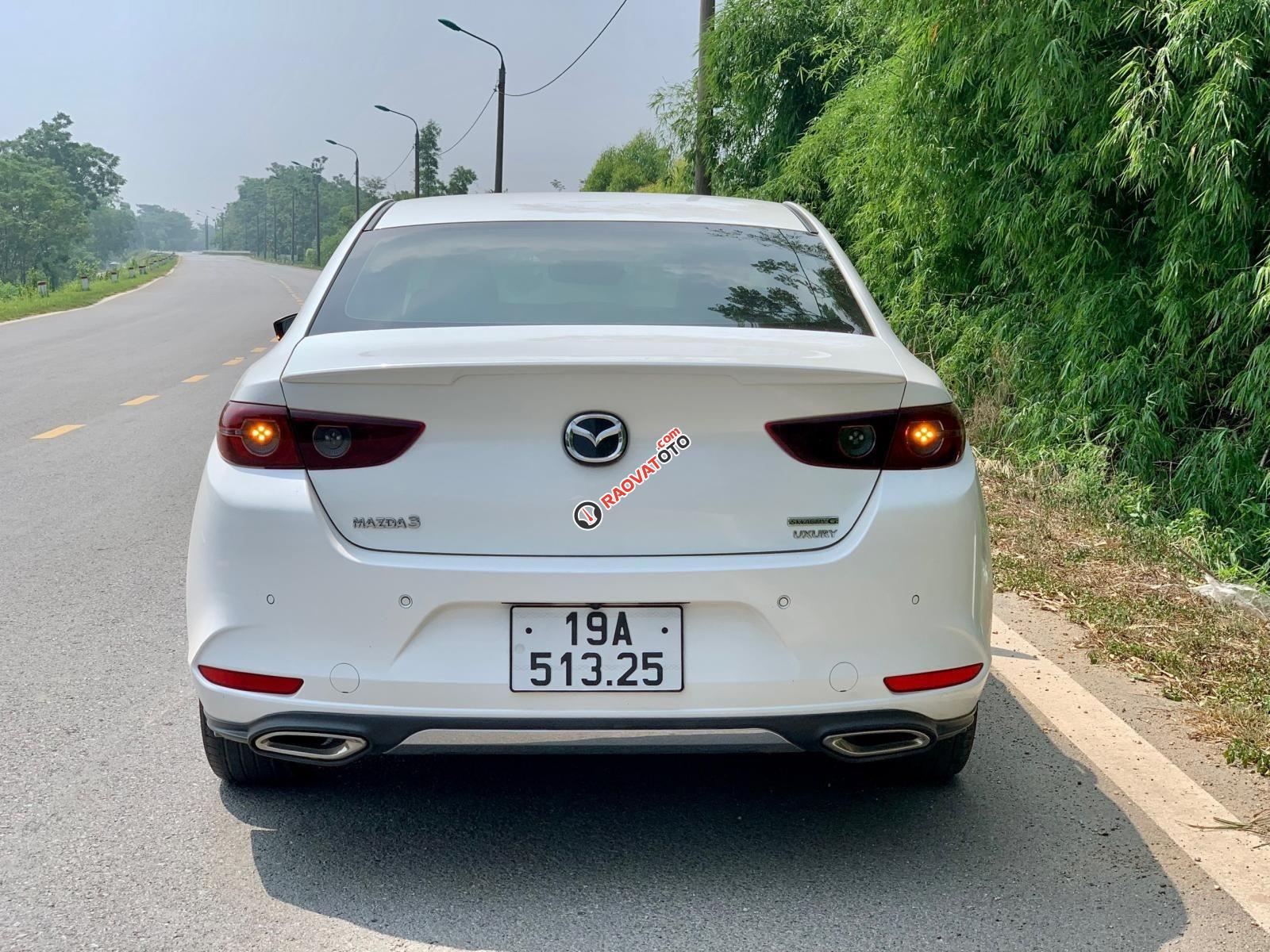 Màu trắng, biển tỉnh-3