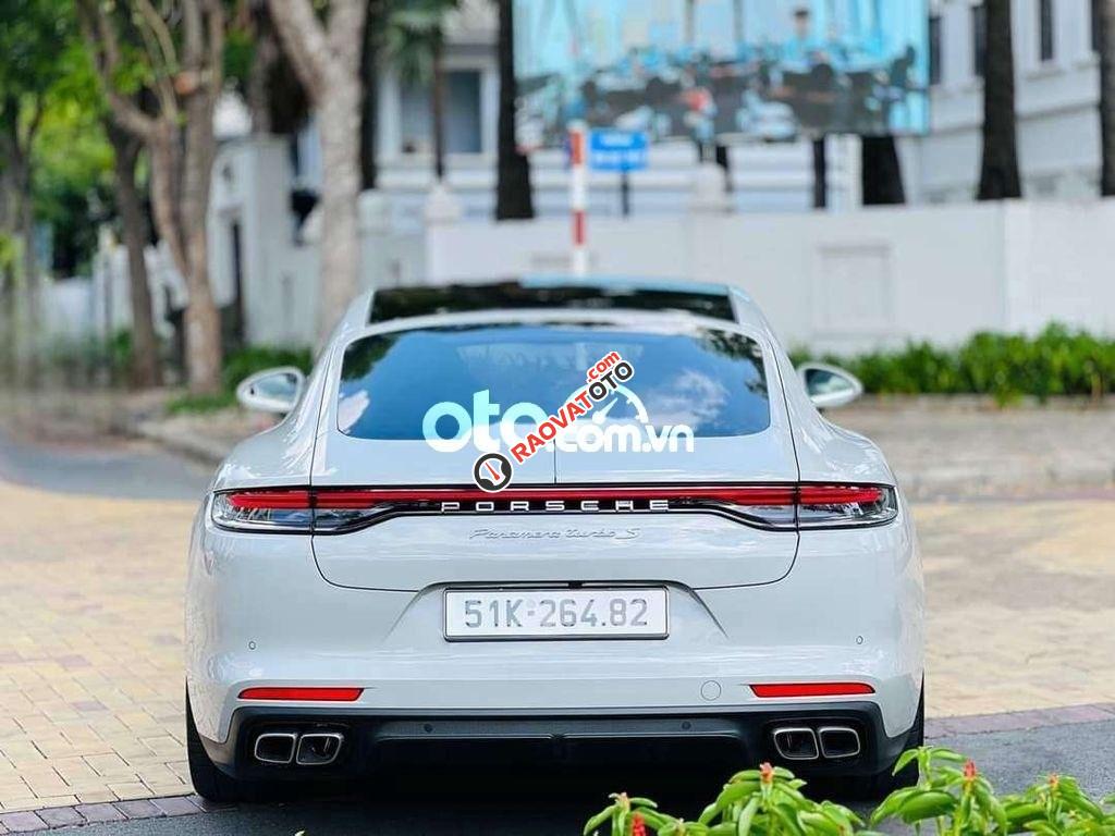 Porsche Panamera Turbo S sản xuất 2021-11