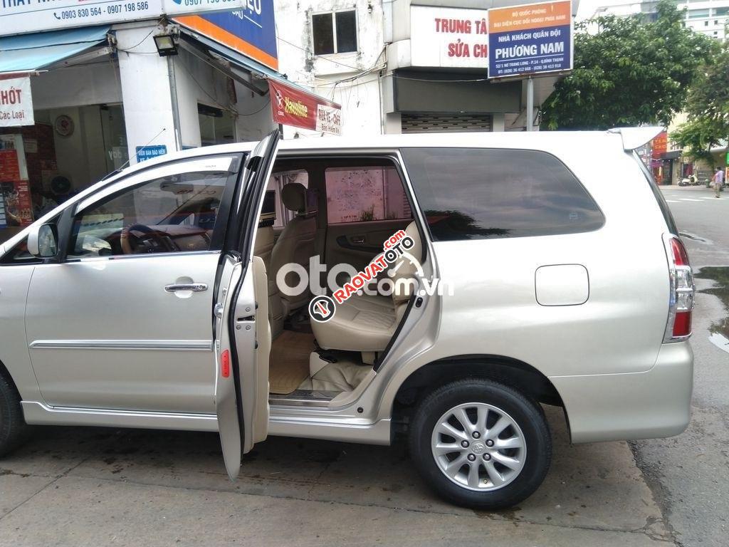 Toyota Innova 2.0 G sản xuất 2013-3