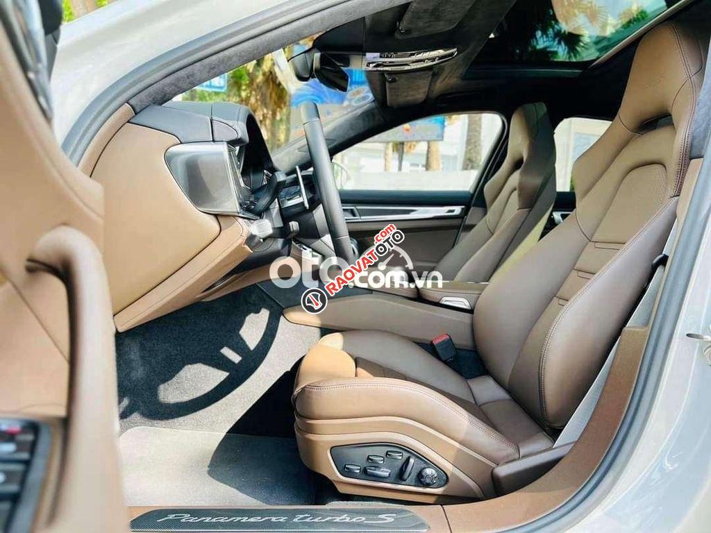 Porsche Panamera Turbo S sản xuất 2021-4