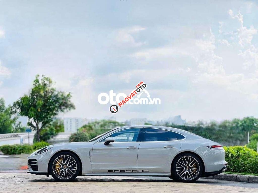 Porsche Panamera Turbo S sản xuất 2021-9