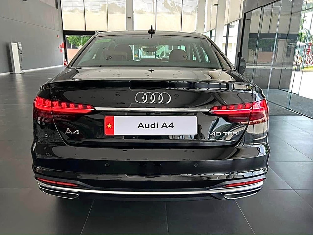 Bán xe Audi A4 2023 màu Đen chính hãng, xe nhập khẩu mới 100%, Tặng 2 năm bảo hiểm thân vỏ-7