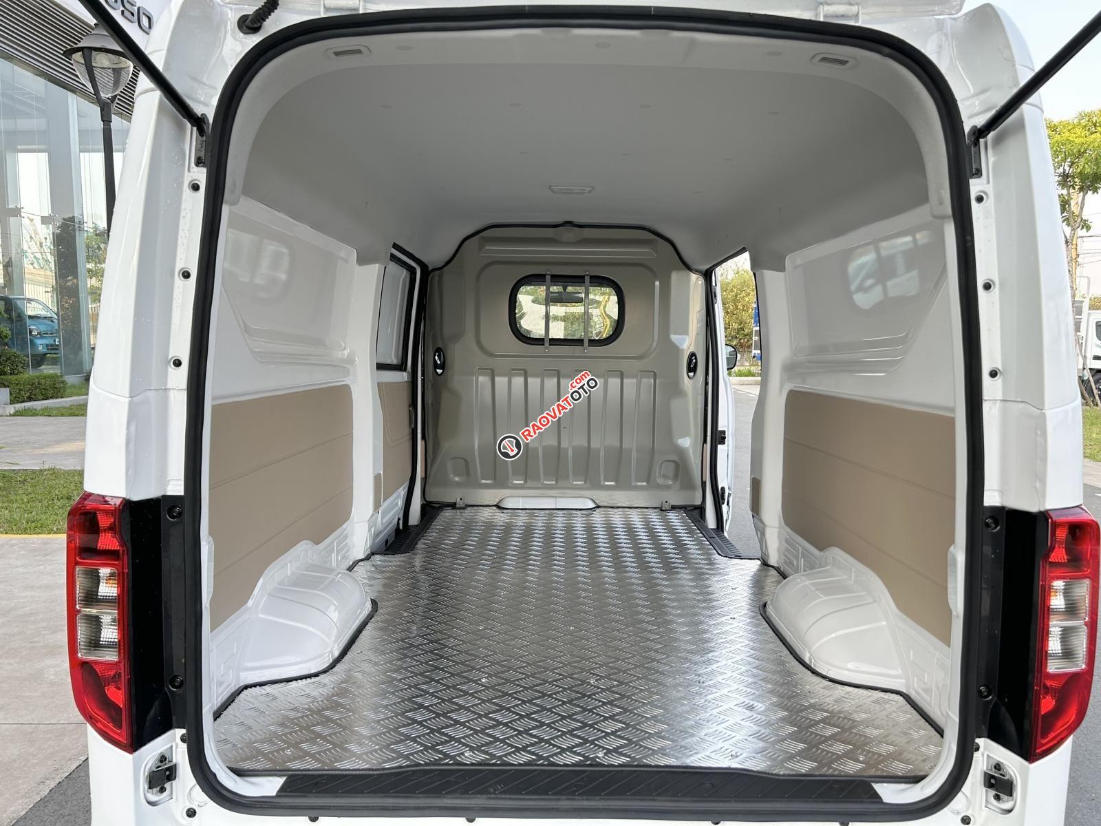 XE CÓ SẴN GIAO NGAY-3