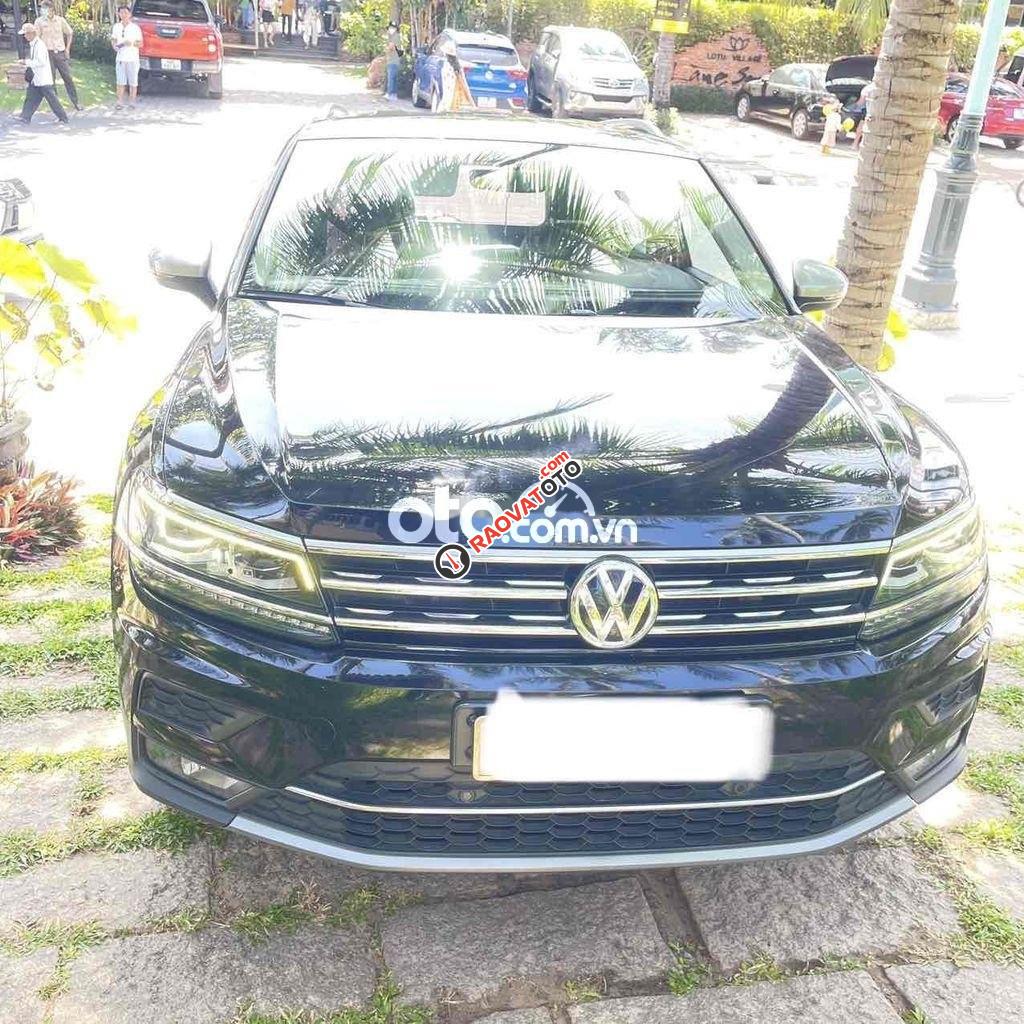 Bán xe Volkswagen teramont 2018 màu đen biển Sài-1