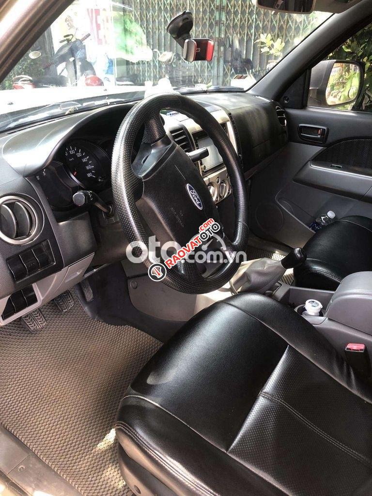 Em lên đời xe cần bán ford ranger 2010-10